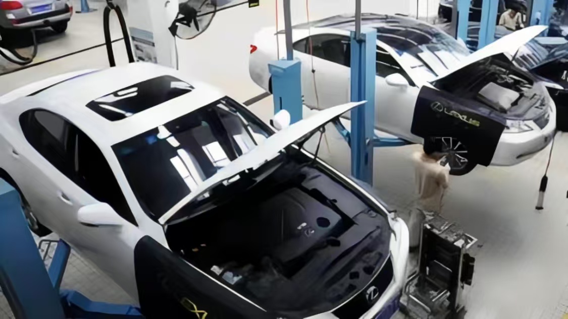 1740204032941166.jpg 修车18.jpg